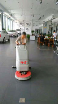 【廣西電瓶式洗地機環衛清潔手推式洗地機】-